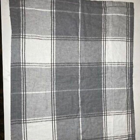 UGG Luxe Box Plaid Pillow Sham Standard 21”x26” Flannel new granite grey - Picture 3 of 6